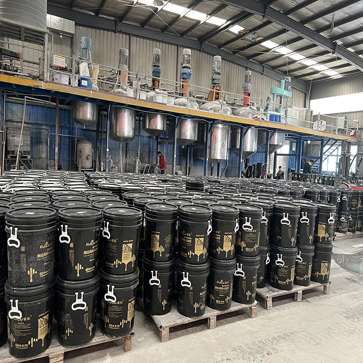 厚型鋼結(jié)構(gòu)防火涂料施工時有哪些注意事項
